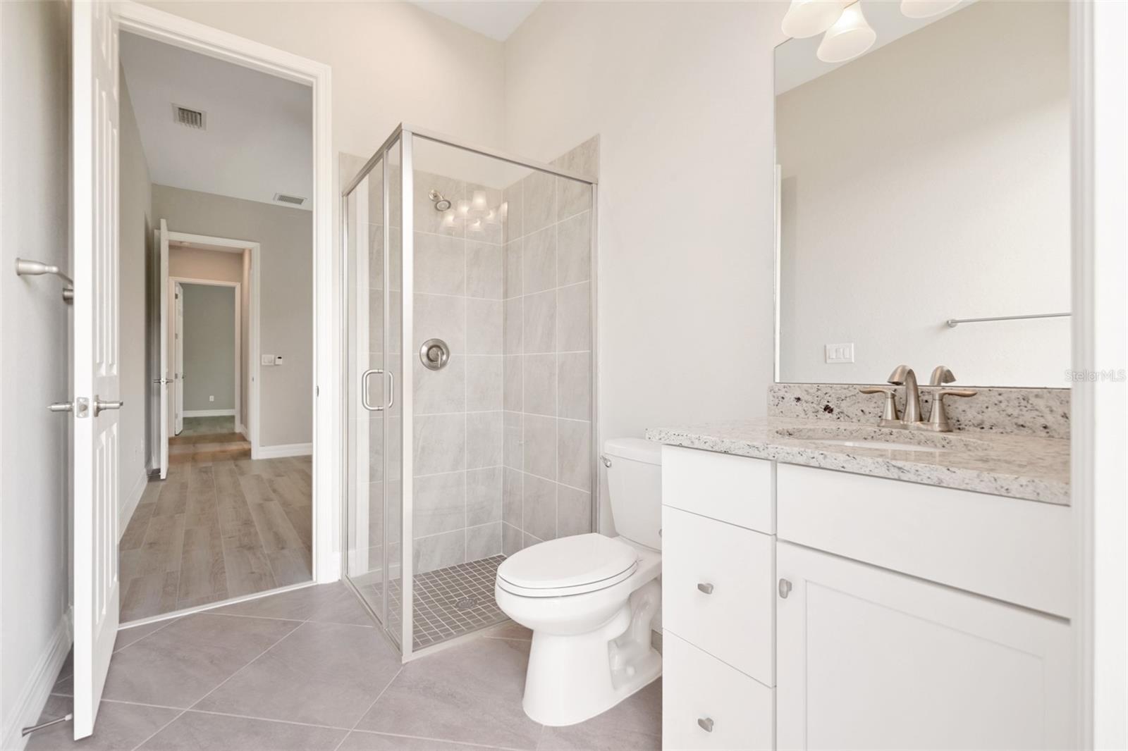 HARBOR WEST - Residential Lease