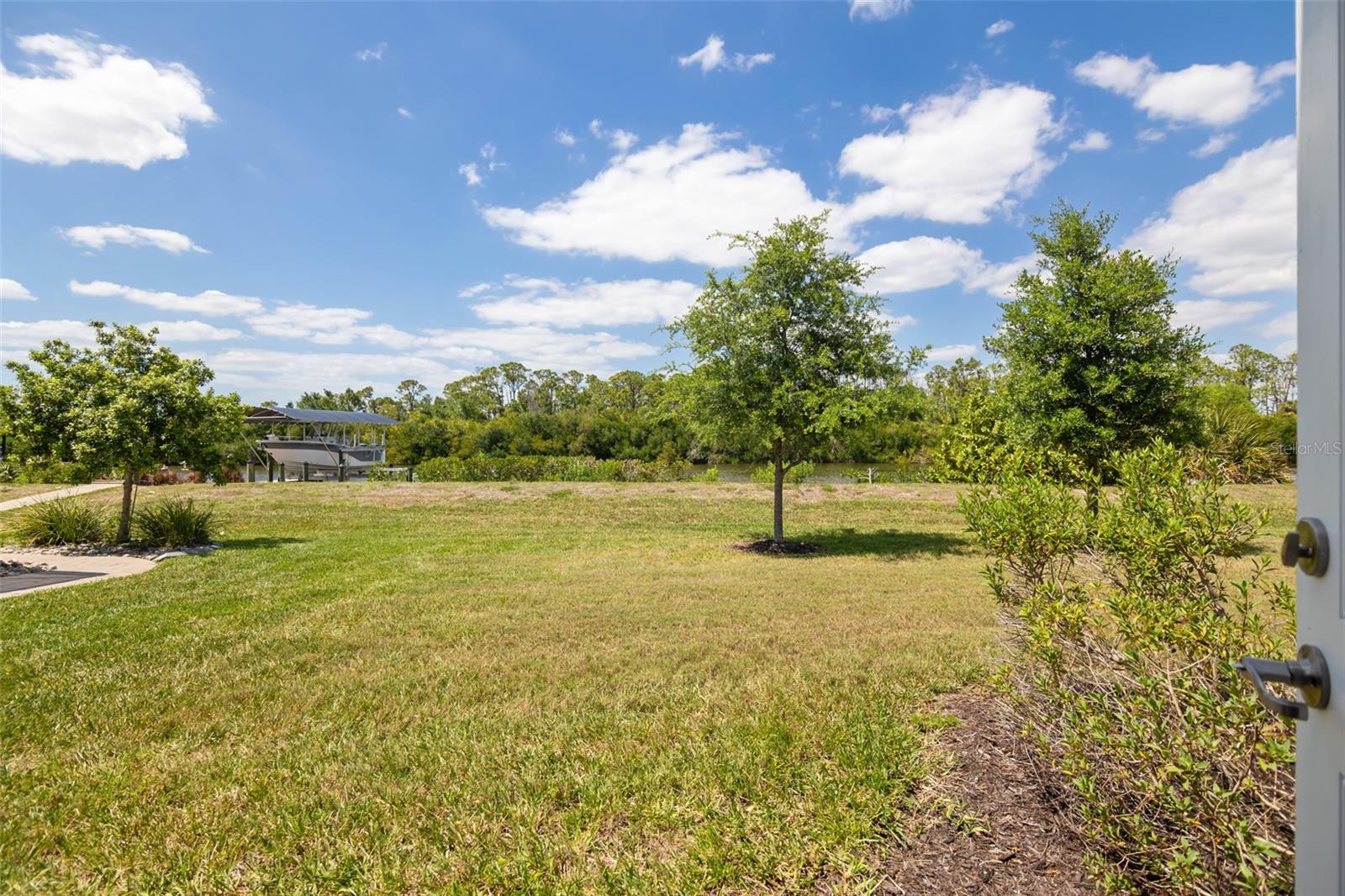 HARBOR WEST - Residential Lease