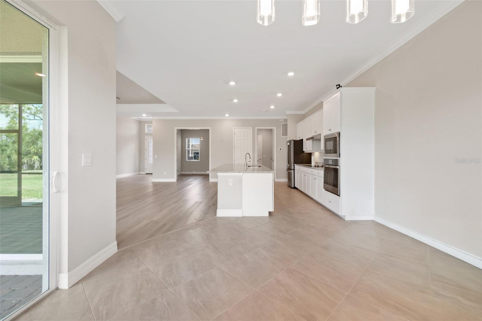 HARBOR WEST - Residential Lease