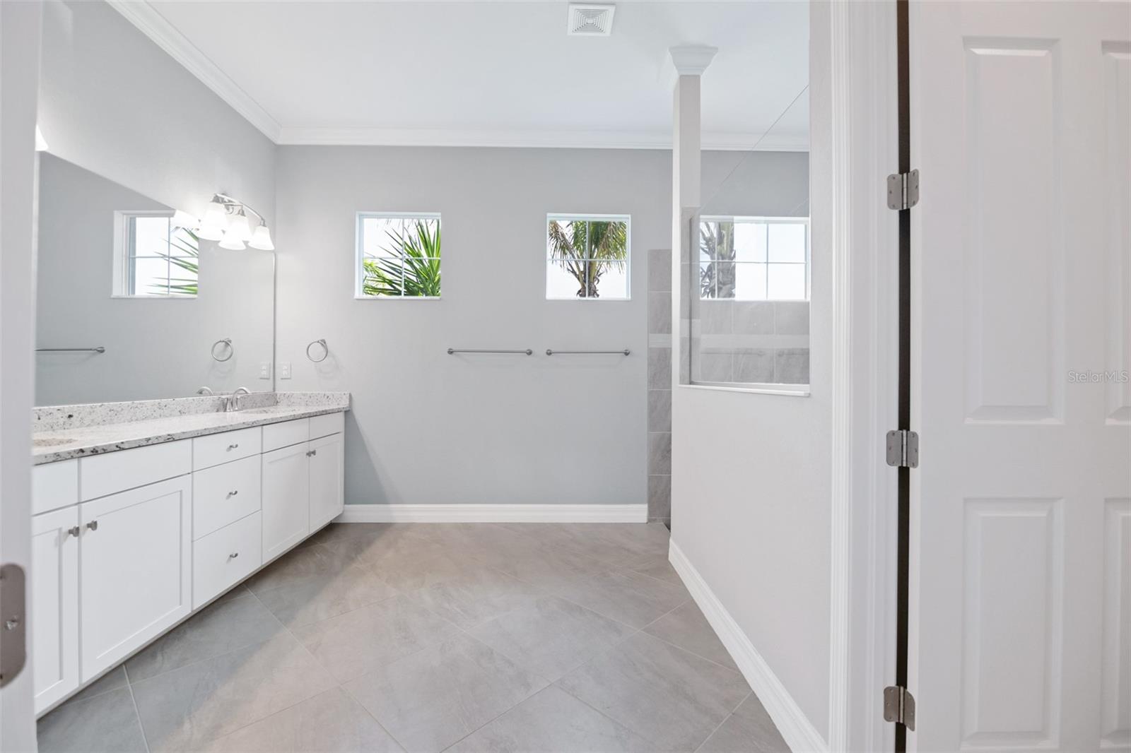 HARBOR WEST - Residential Lease