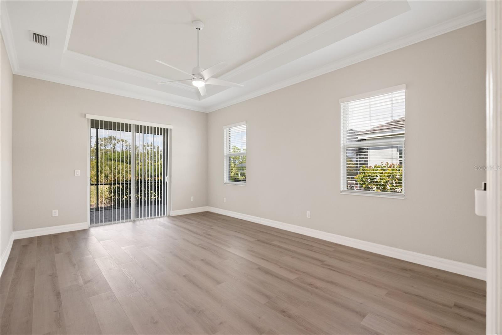 HARBOR WEST - Residential Lease