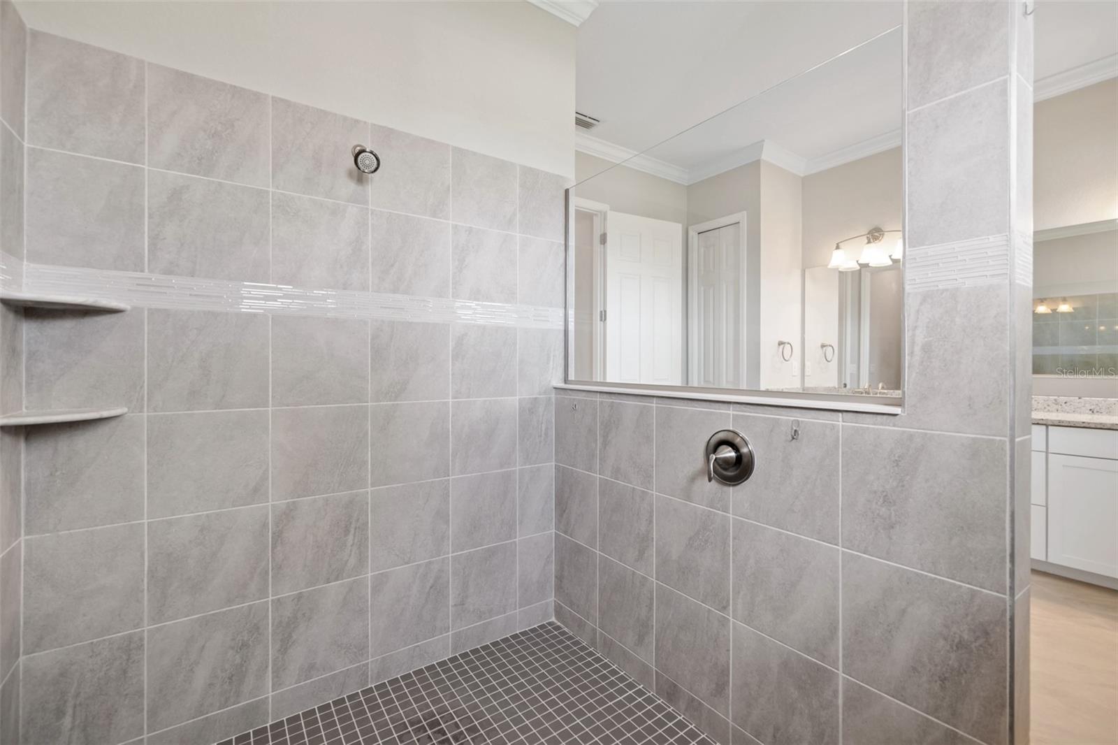 HARBOR WEST - Residential Lease