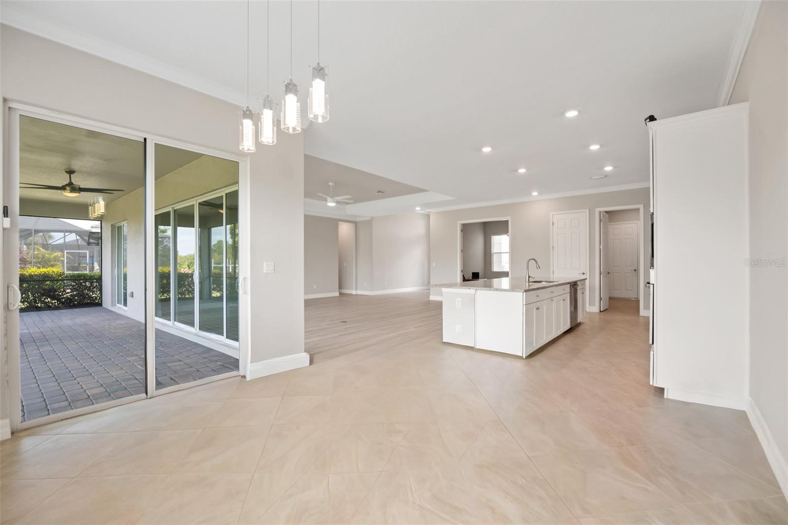 HARBOR WEST - Residential Lease