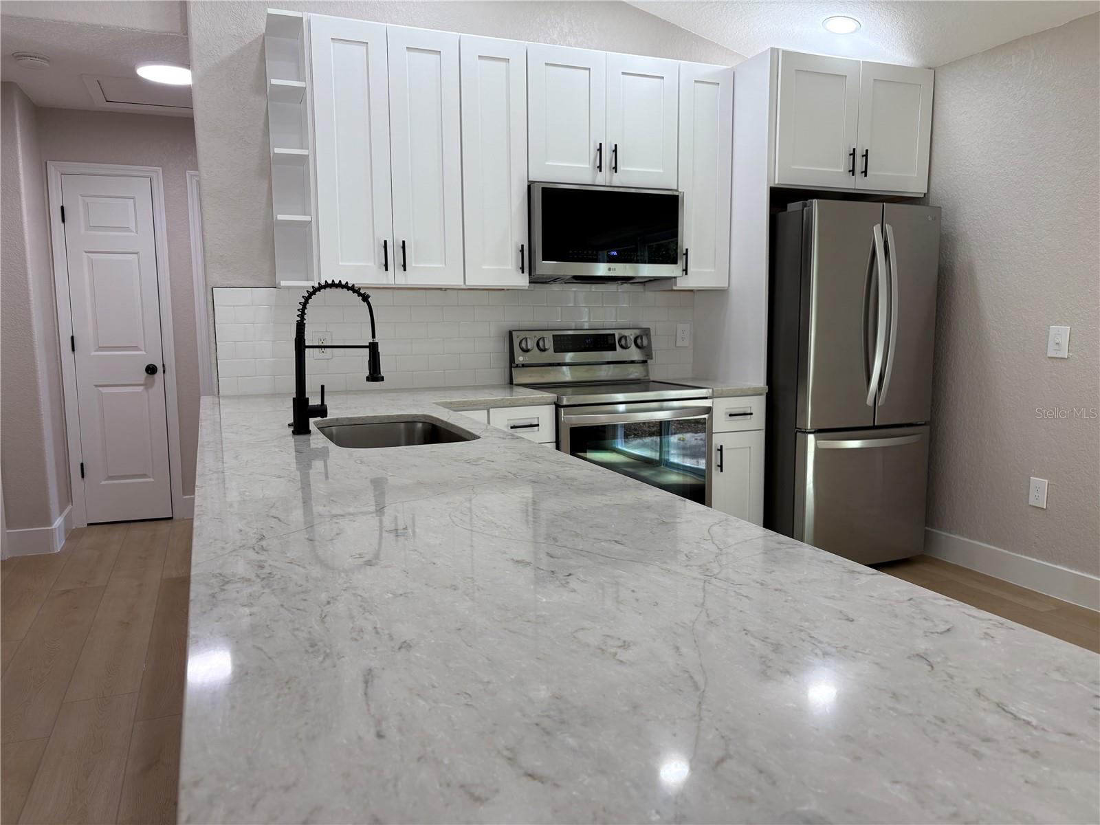 WEST HIGHLANDS - Residential