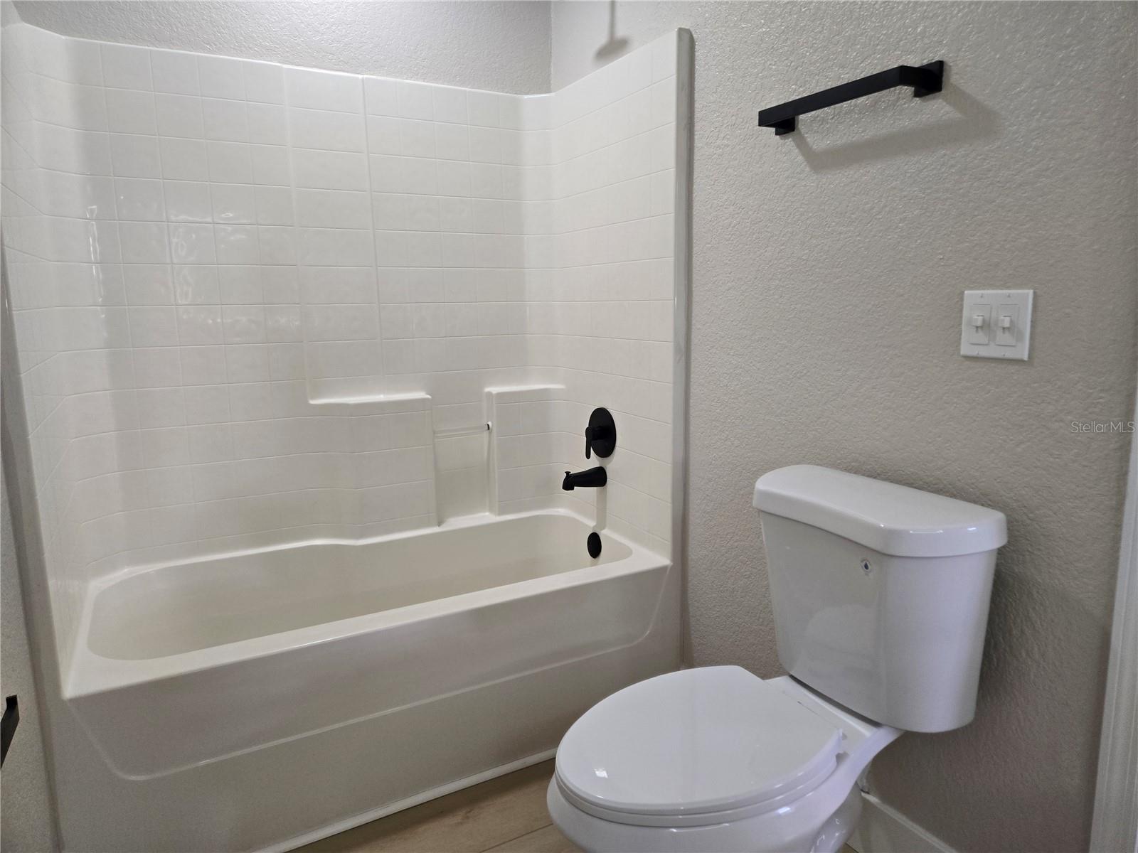 WEST HIGHLANDS - Residential