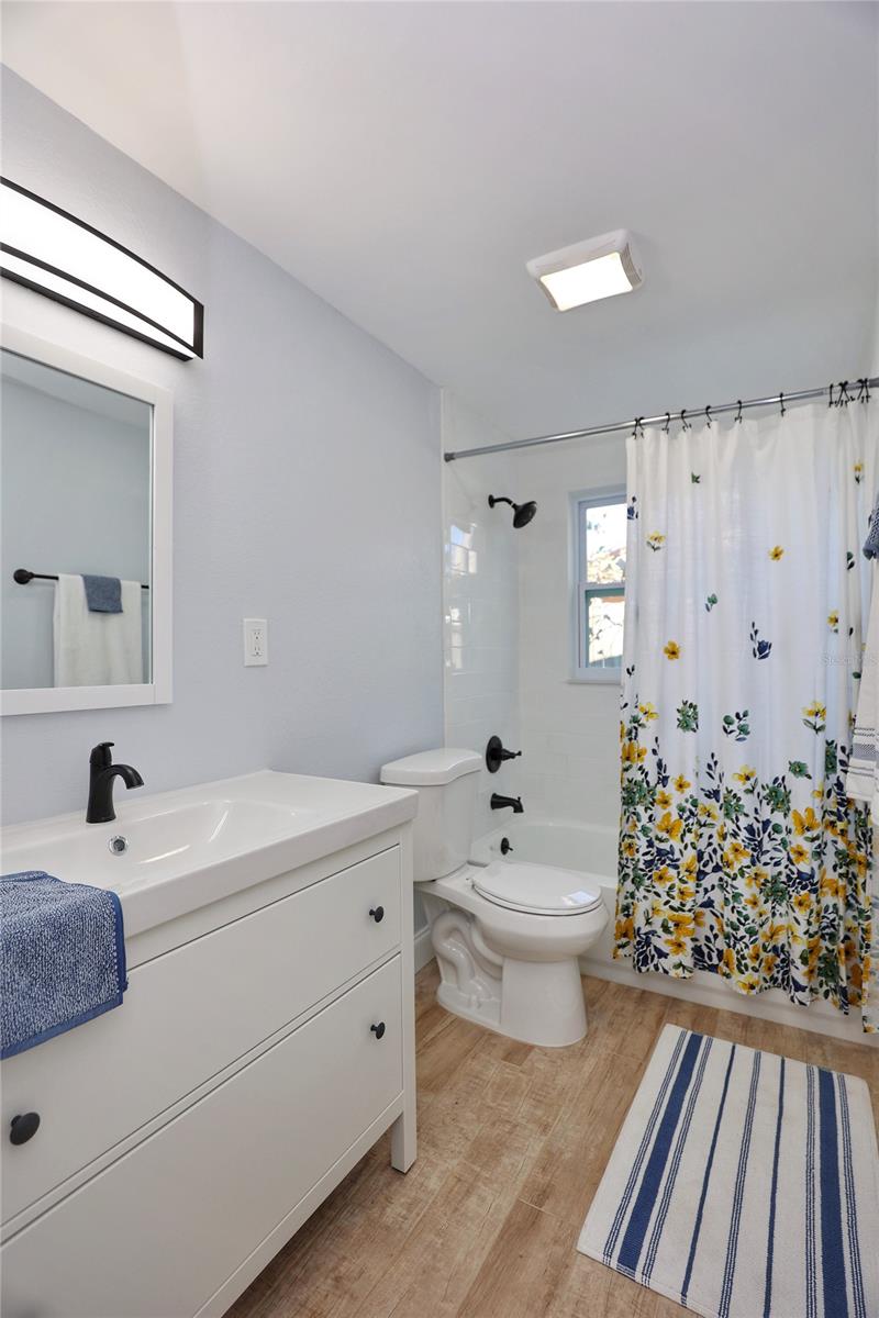 Lakewood Park Unit 05 - Residential