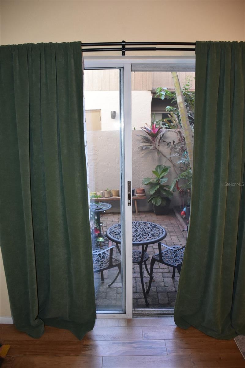 LAKE OF THE WOODS SEC 01 TWNHS - Residential