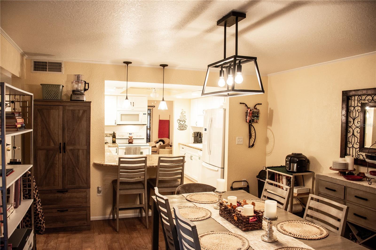 LAKE OF THE WOODS SEC 01 TWNHS - Residential