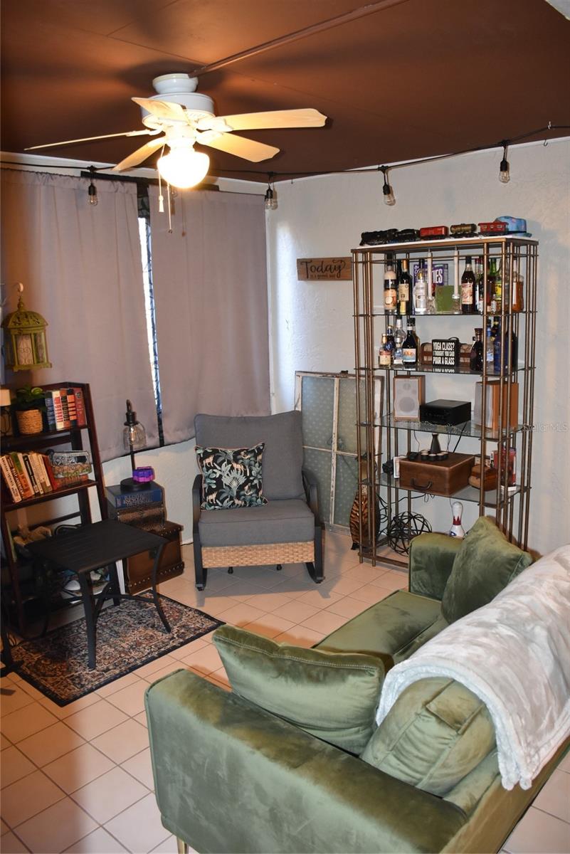 LAKE OF THE WOODS SEC 01 TWNHS - Residential