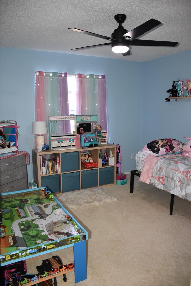 LAKE OF THE WOODS SEC 01 TWNHS - Residential