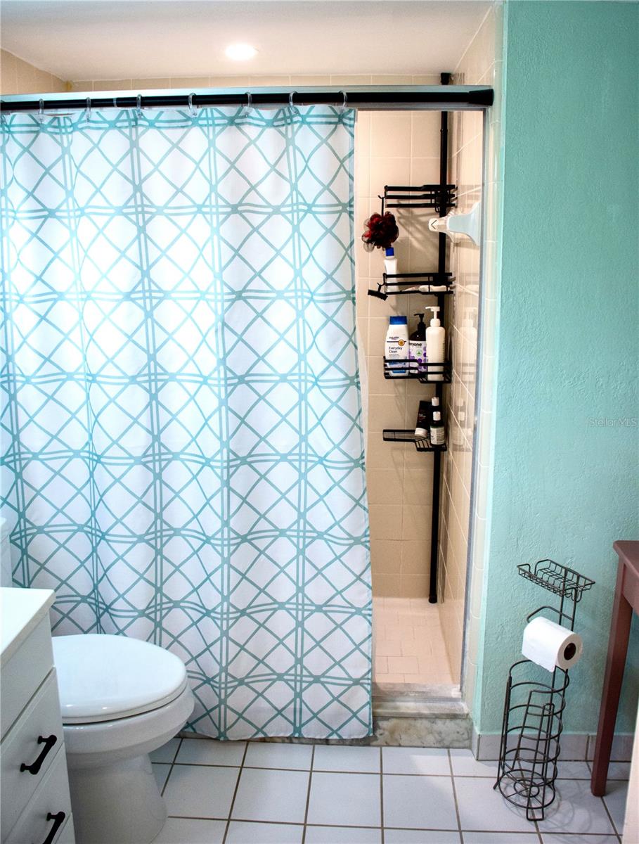 LAKE OF THE WOODS SEC 01 TWNHS - Residential