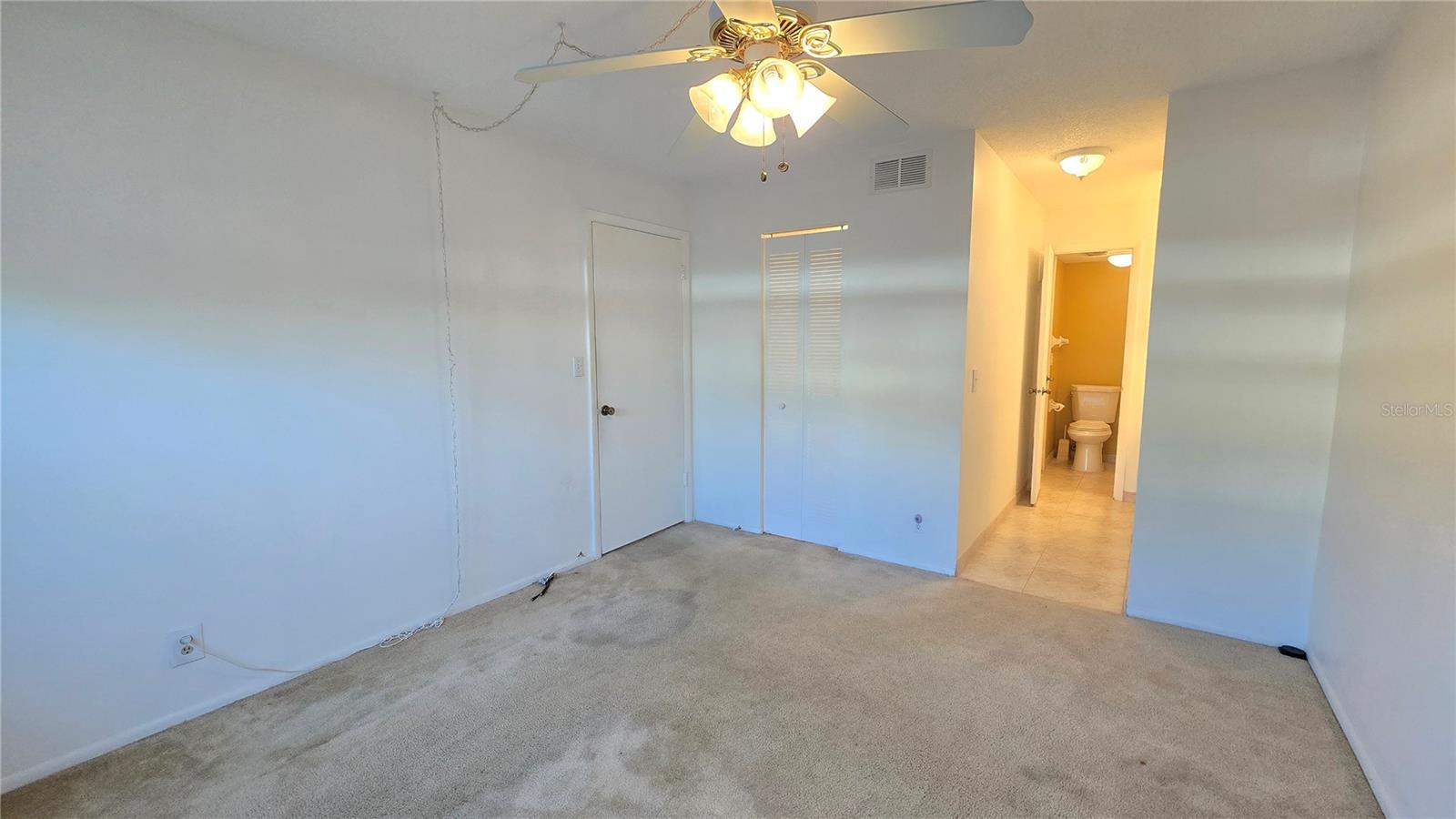 WATERS EDGE 1 CONDO - Residential