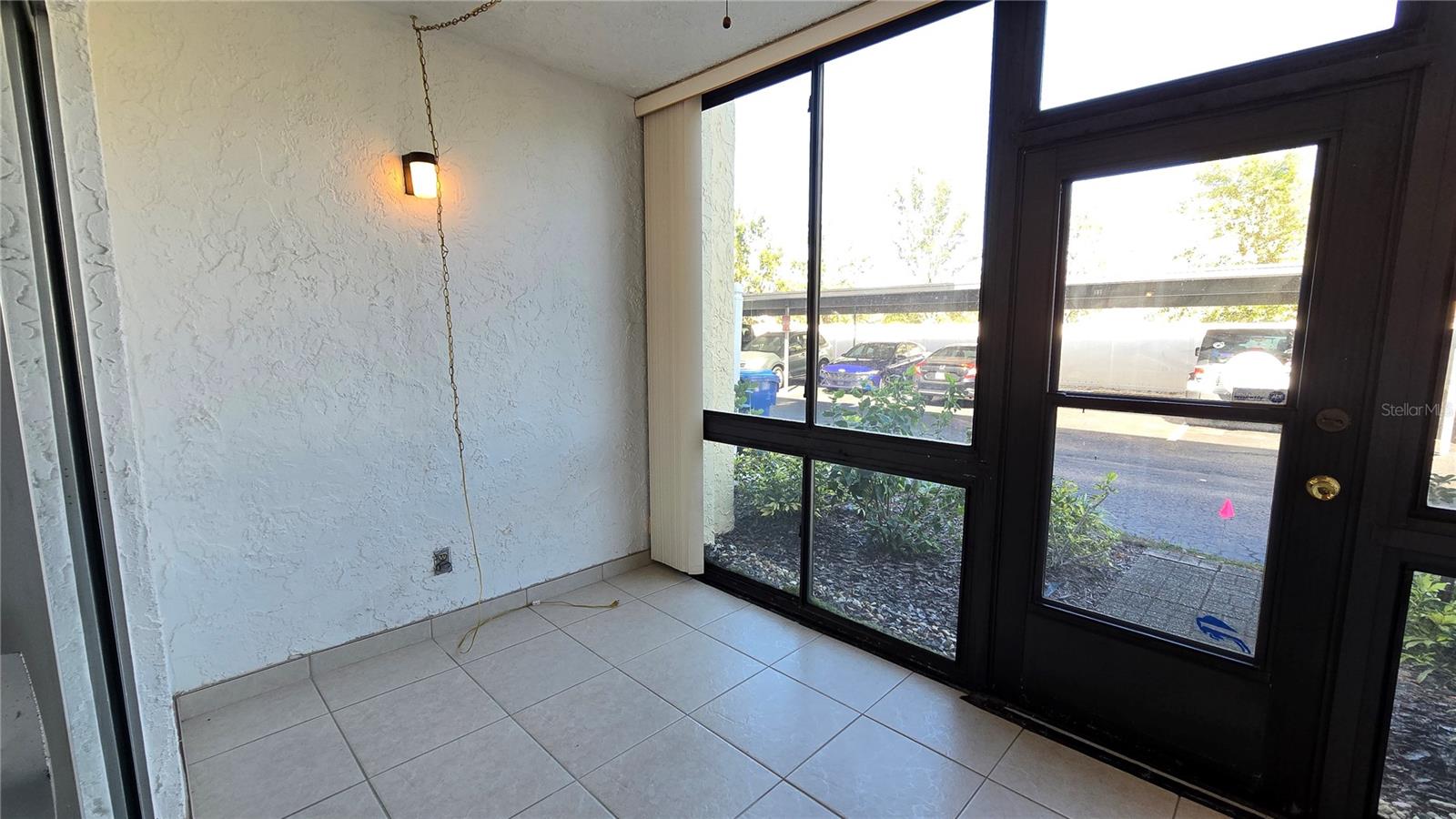 WATERS EDGE 1 CONDO - Residential