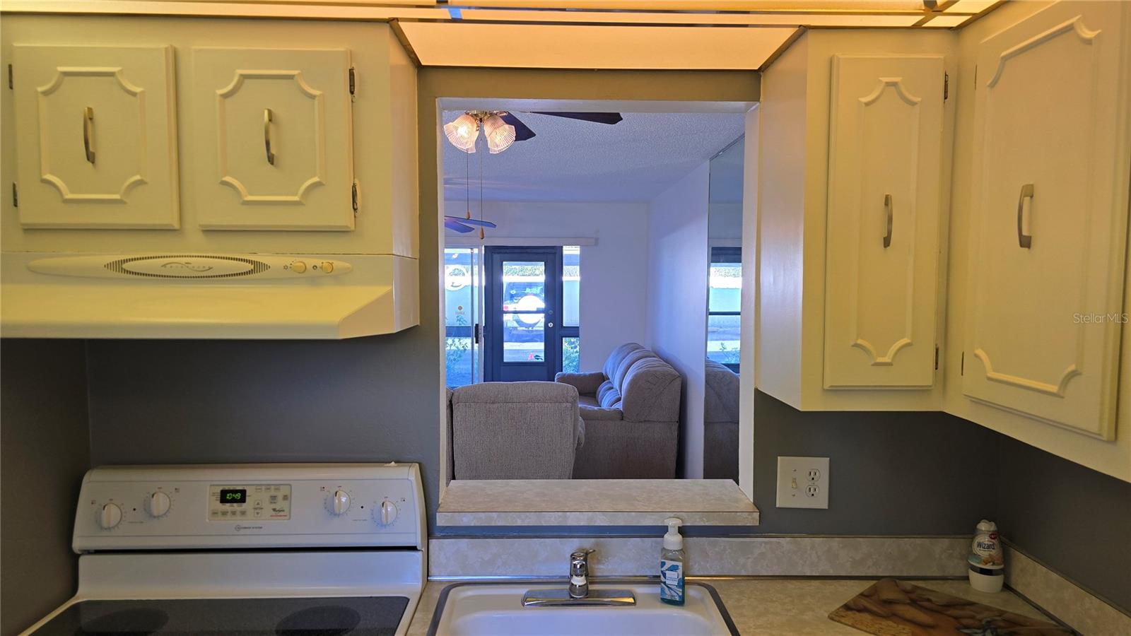 WATERS EDGE 1 CONDO - Residential