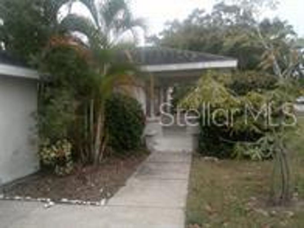 Photo of 2508 50th Avenue N, St Petersburg, FL 33714 (MLS # TB8477017)