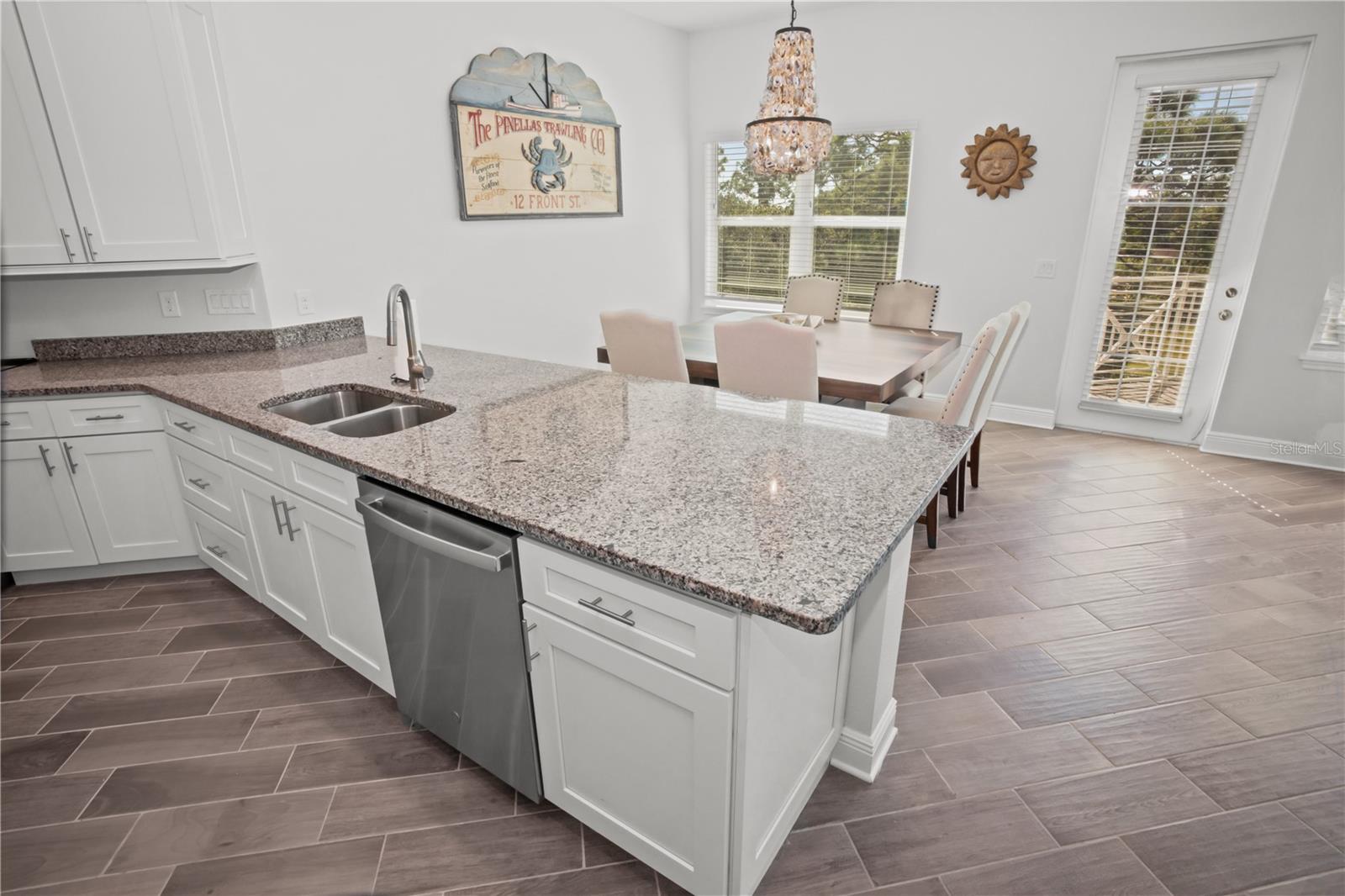 PALMA SOLA BAY CLUB - Residential