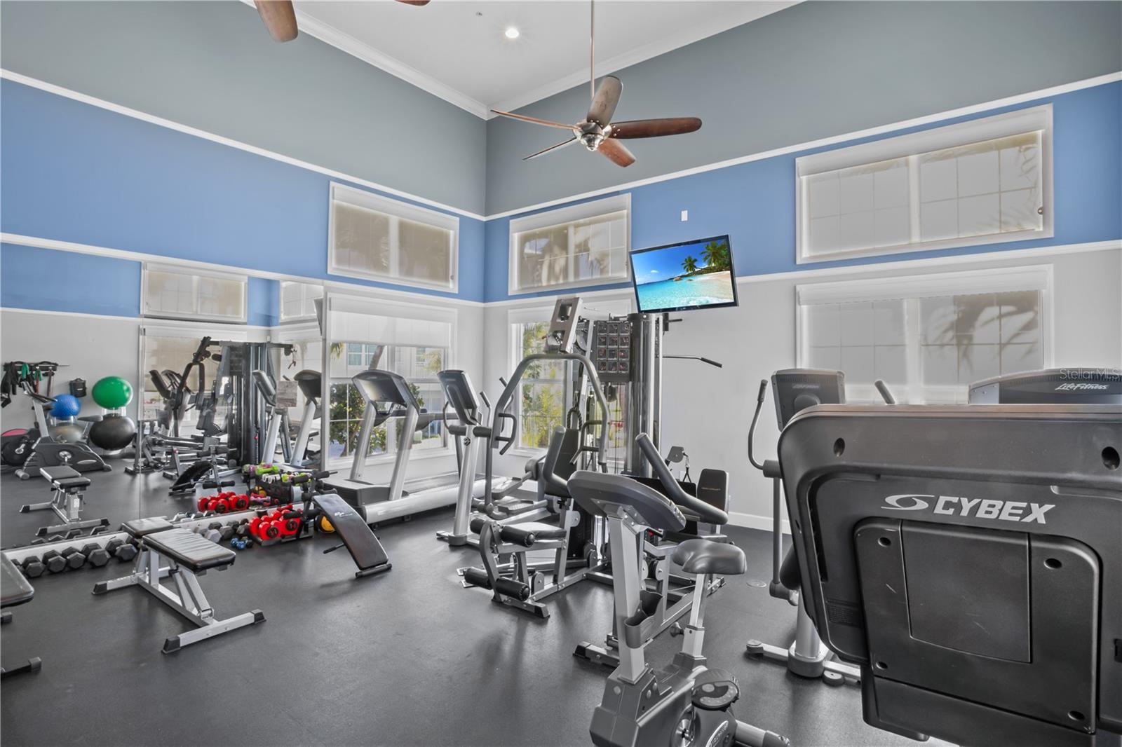 PALMA SOLA BAY CLUB - Residential