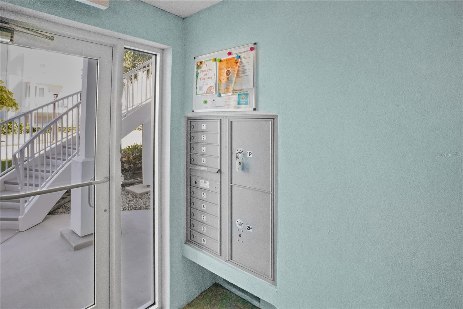 PALMA SOLA BAY CLUB - Residential