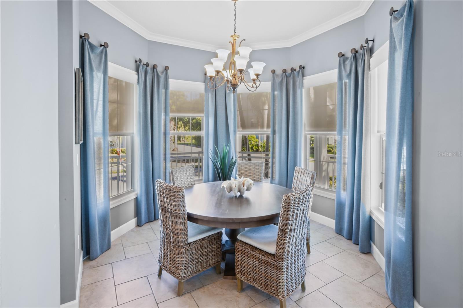 PALMA SOLA BAY CLUB - Residential