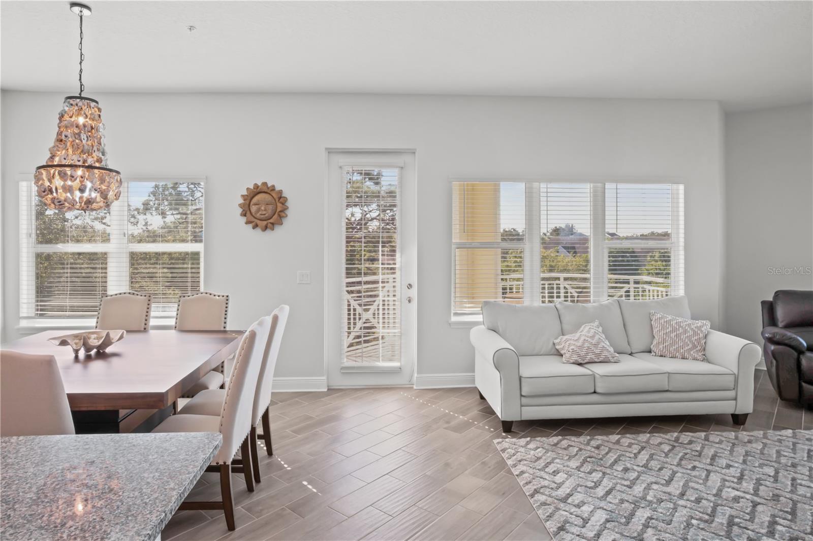 PALMA SOLA BAY CLUB - Residential