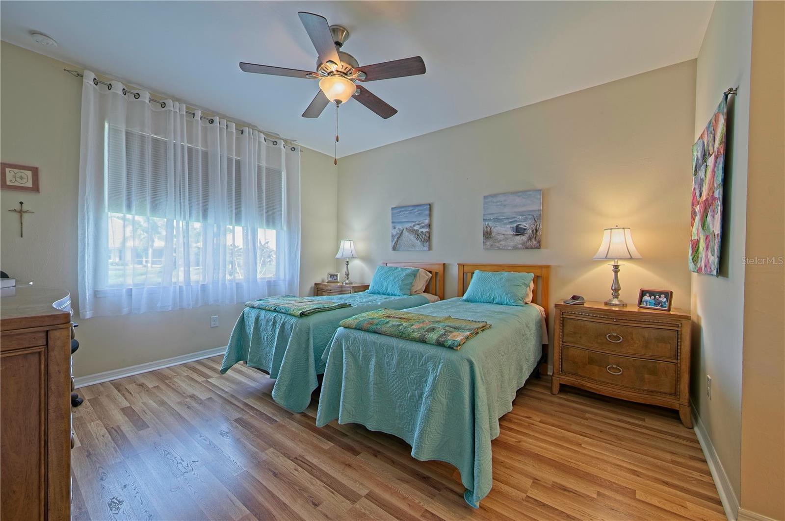 TALON BAY - Residential