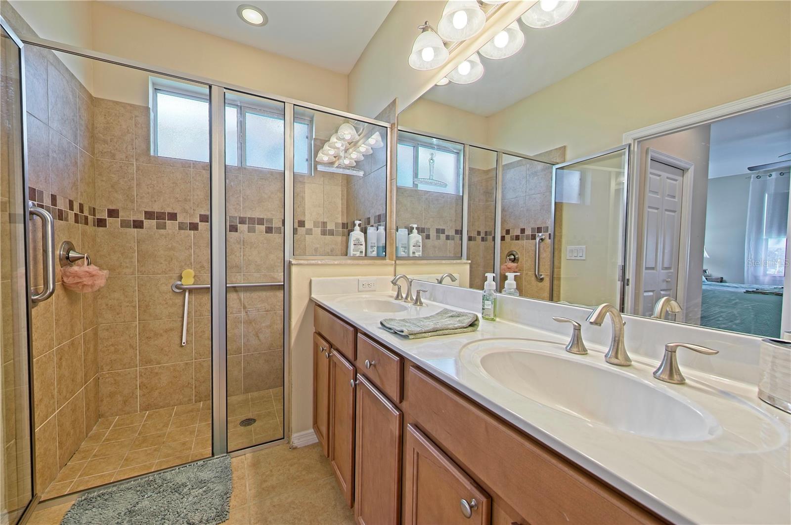 TALON BAY - Residential