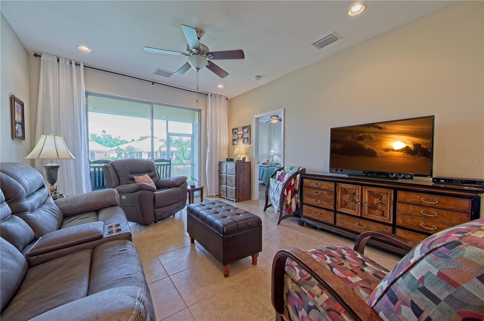 TALON BAY - Residential