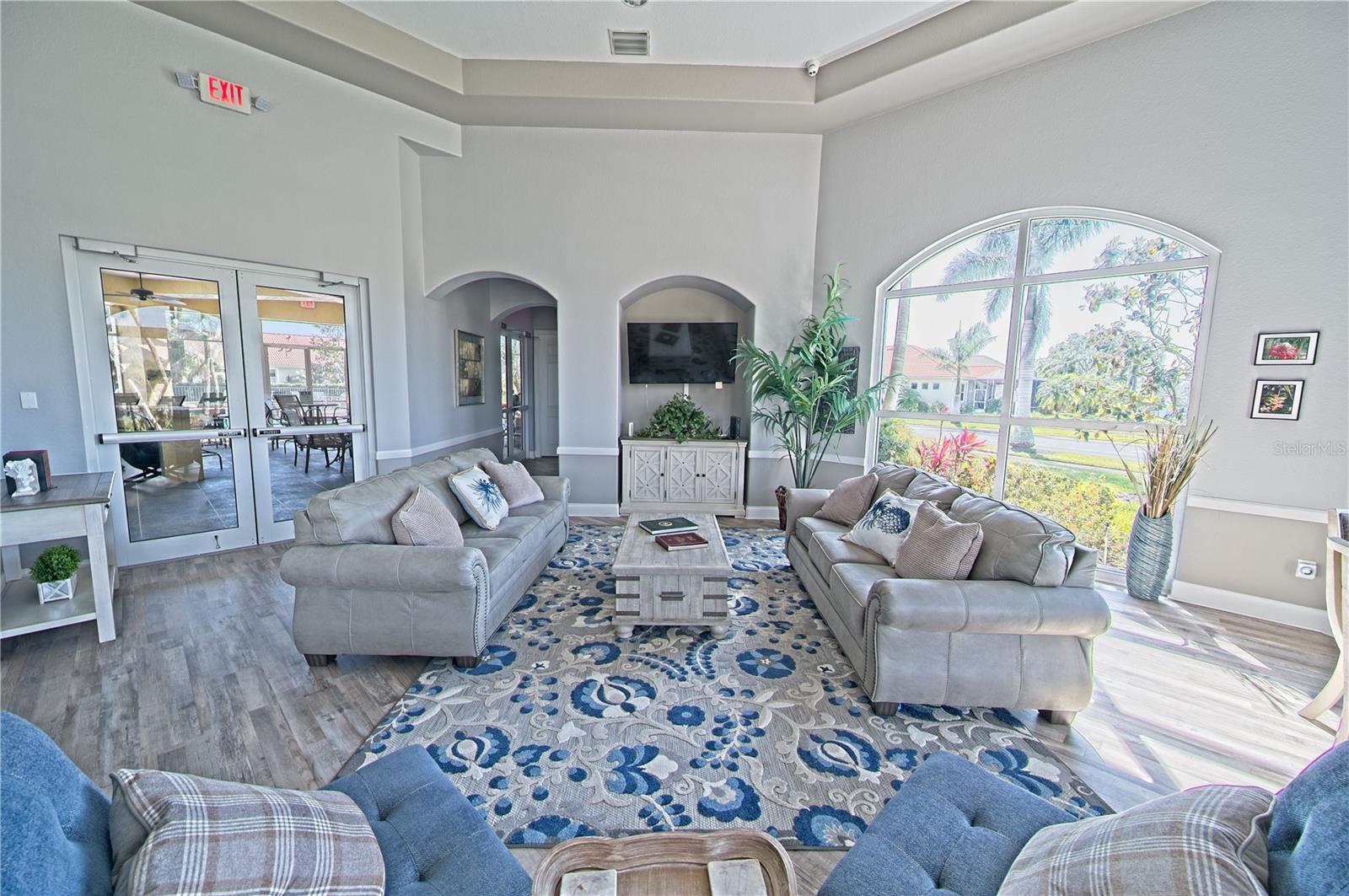 TALON BAY - Residential