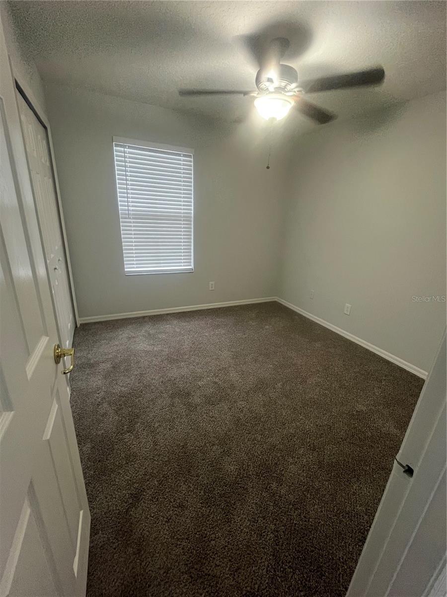 RETREAT AT TWIN LAKES REPLAT - Residential Lease
