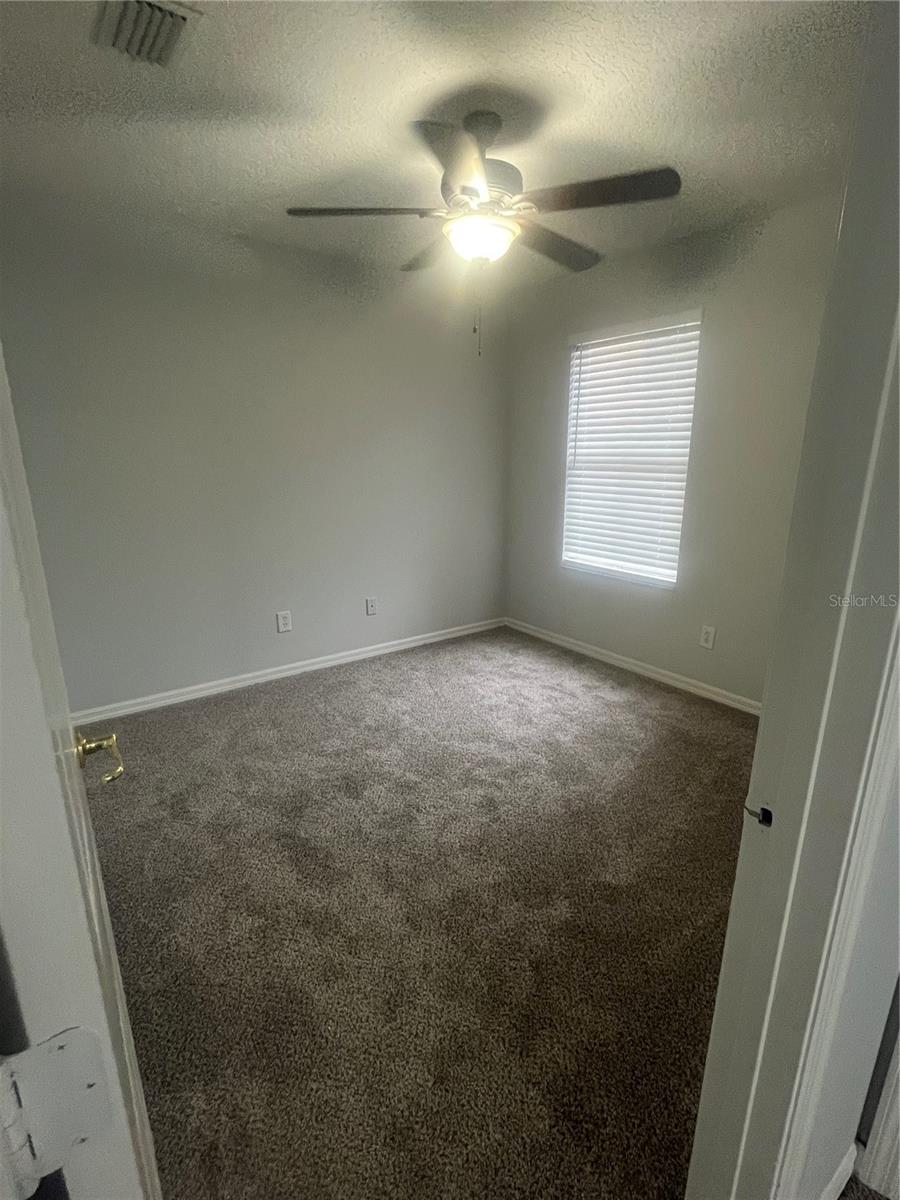 RETREAT AT TWIN LAKES REPLAT - Residential Lease