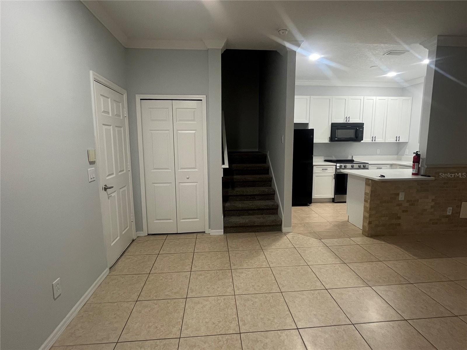 RETREAT AT TWIN LAKES REPLAT - Residential Lease