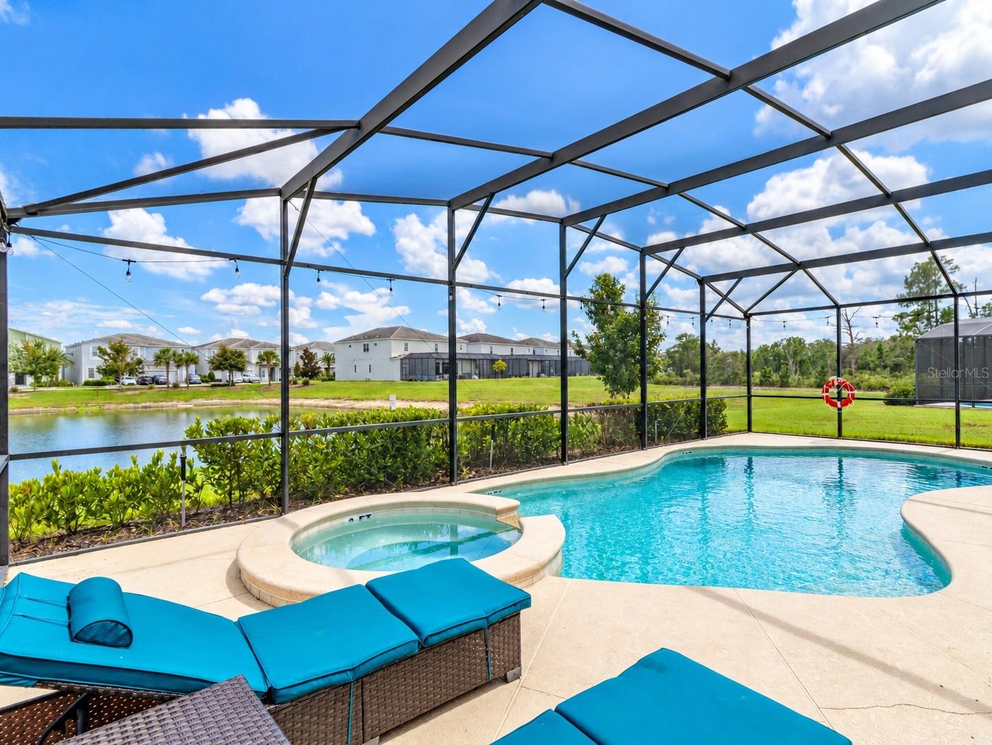 6136 BROAD OAK DRIVE