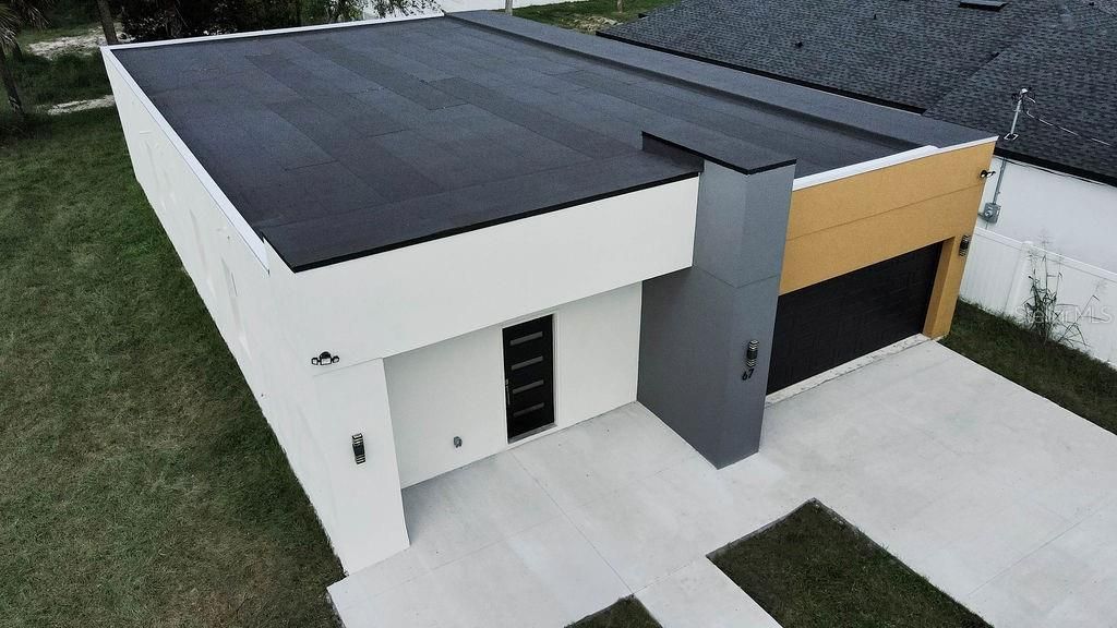 Photo of 67 W 10th Street, Apopka, FL 32703 (MLS # O6347104)