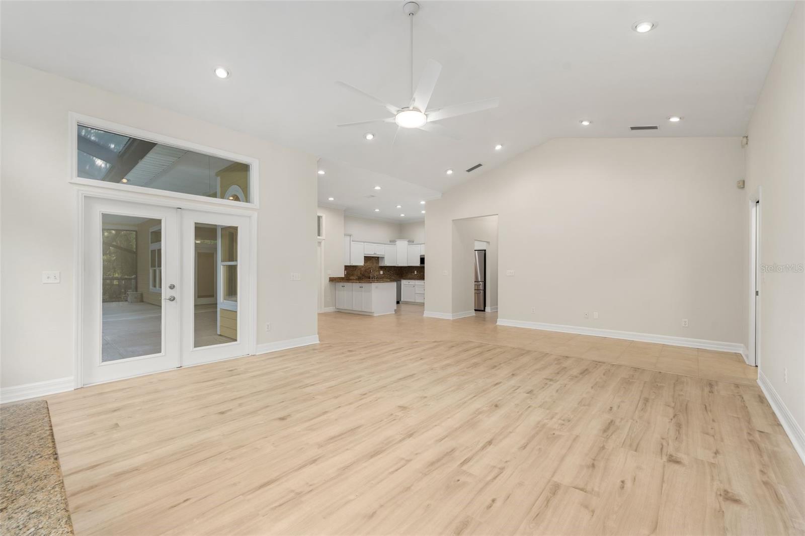 THOUSAND OAKS - Residential