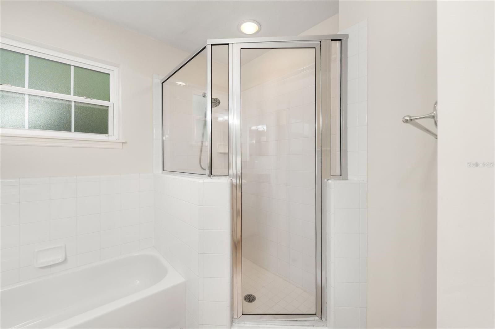 THOUSAND OAKS - Residential