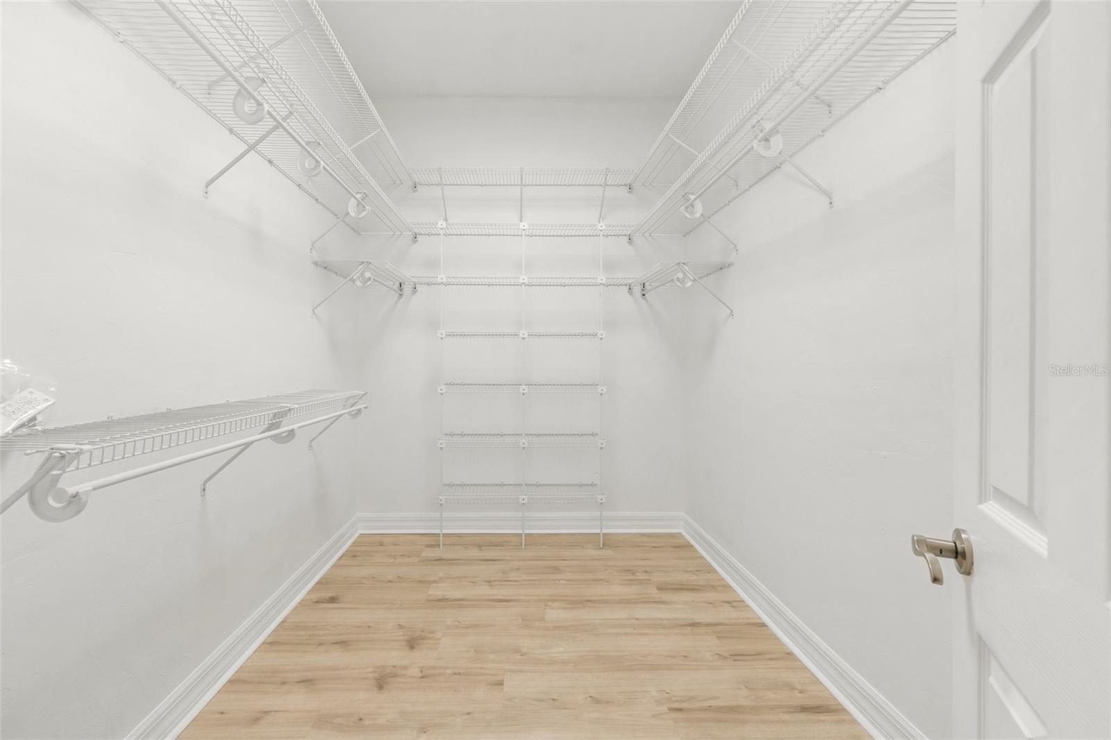 THOUSAND OAKS - Residential