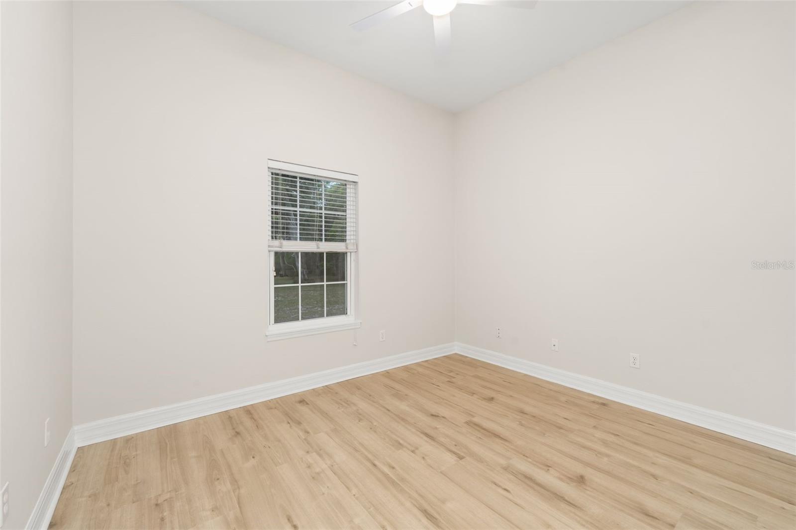 THOUSAND OAKS - Residential