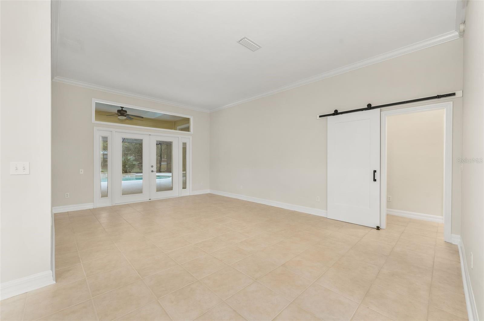 THOUSAND OAKS - Residential