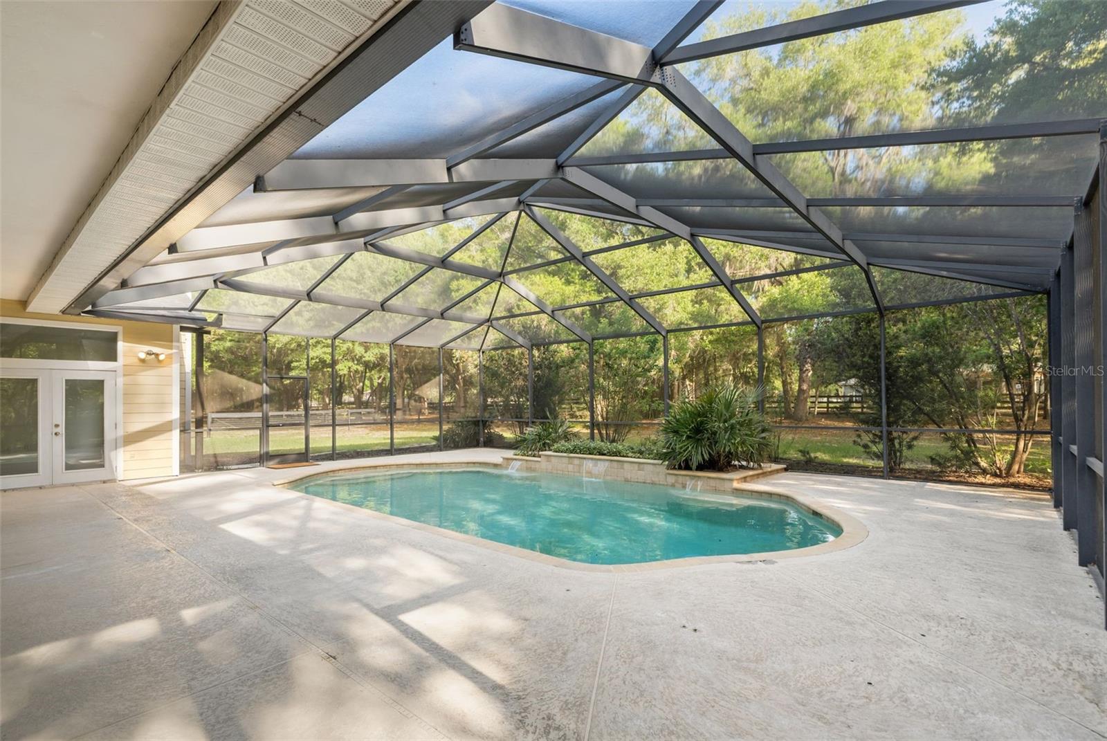 THOUSAND OAKS - Residential