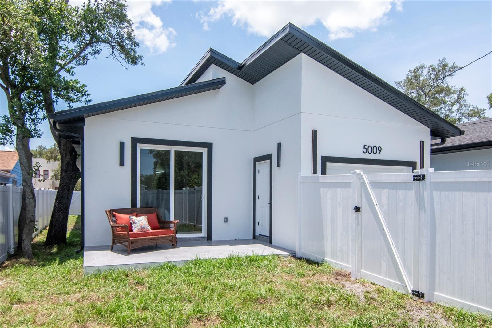 ARDMORE HEIGHTS - Residential