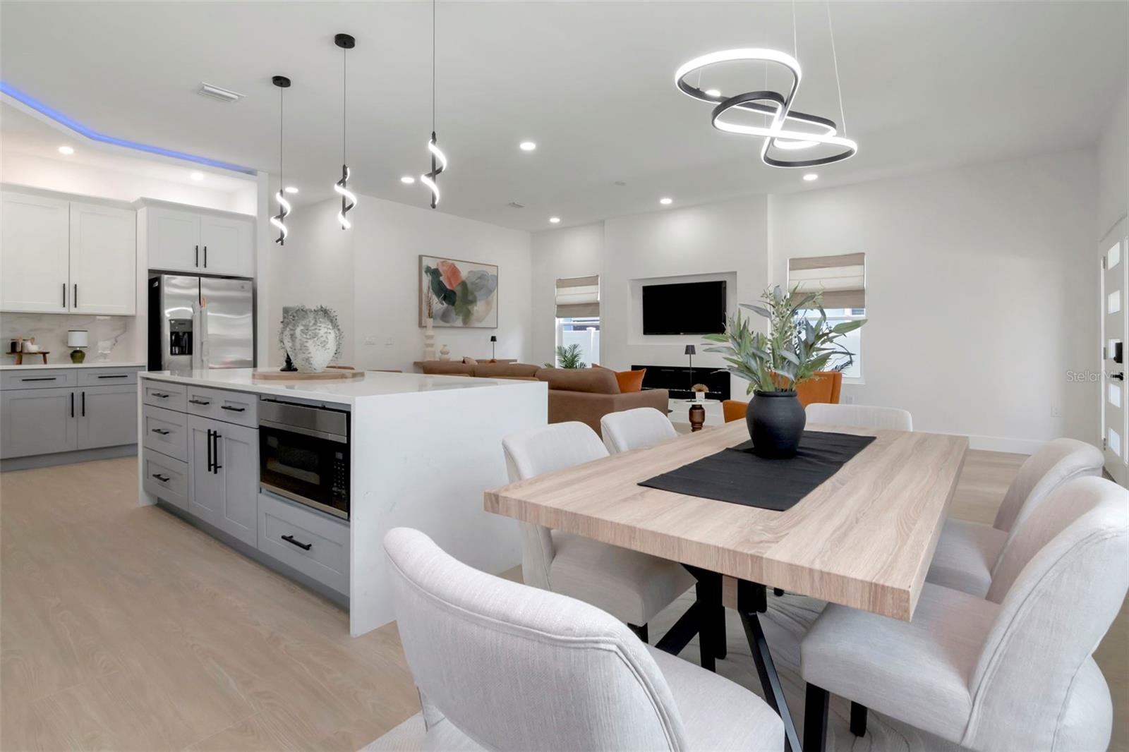 ARDMORE HEIGHTS - Residential