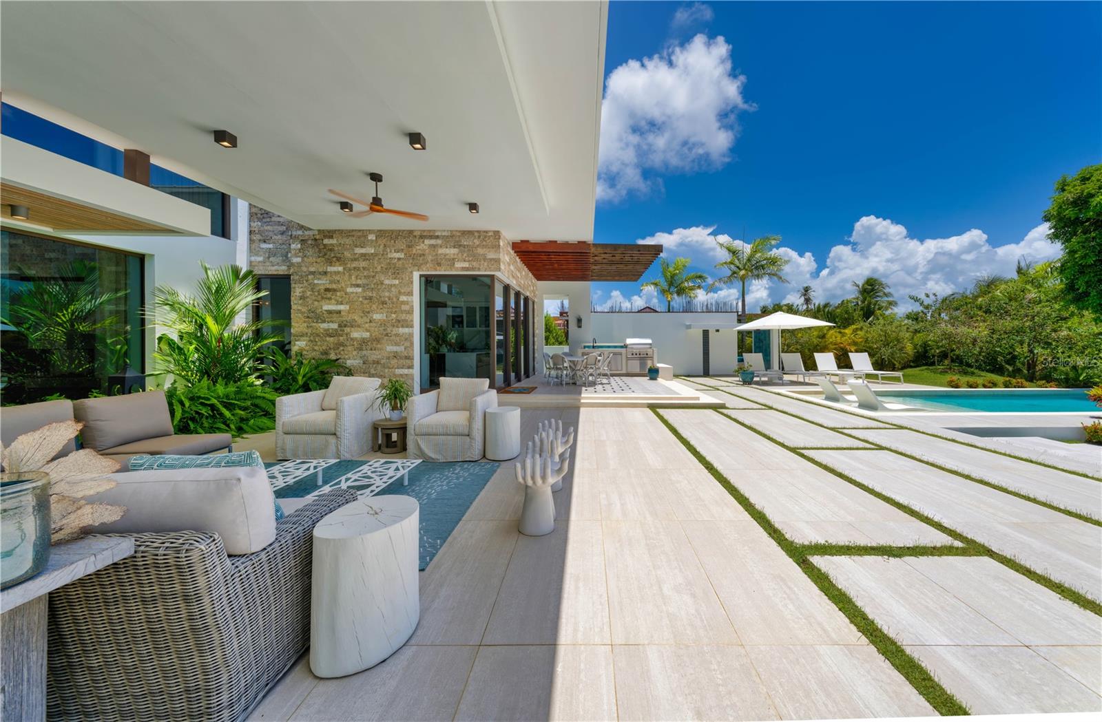 BAHIA BEACH RESORT - Residential