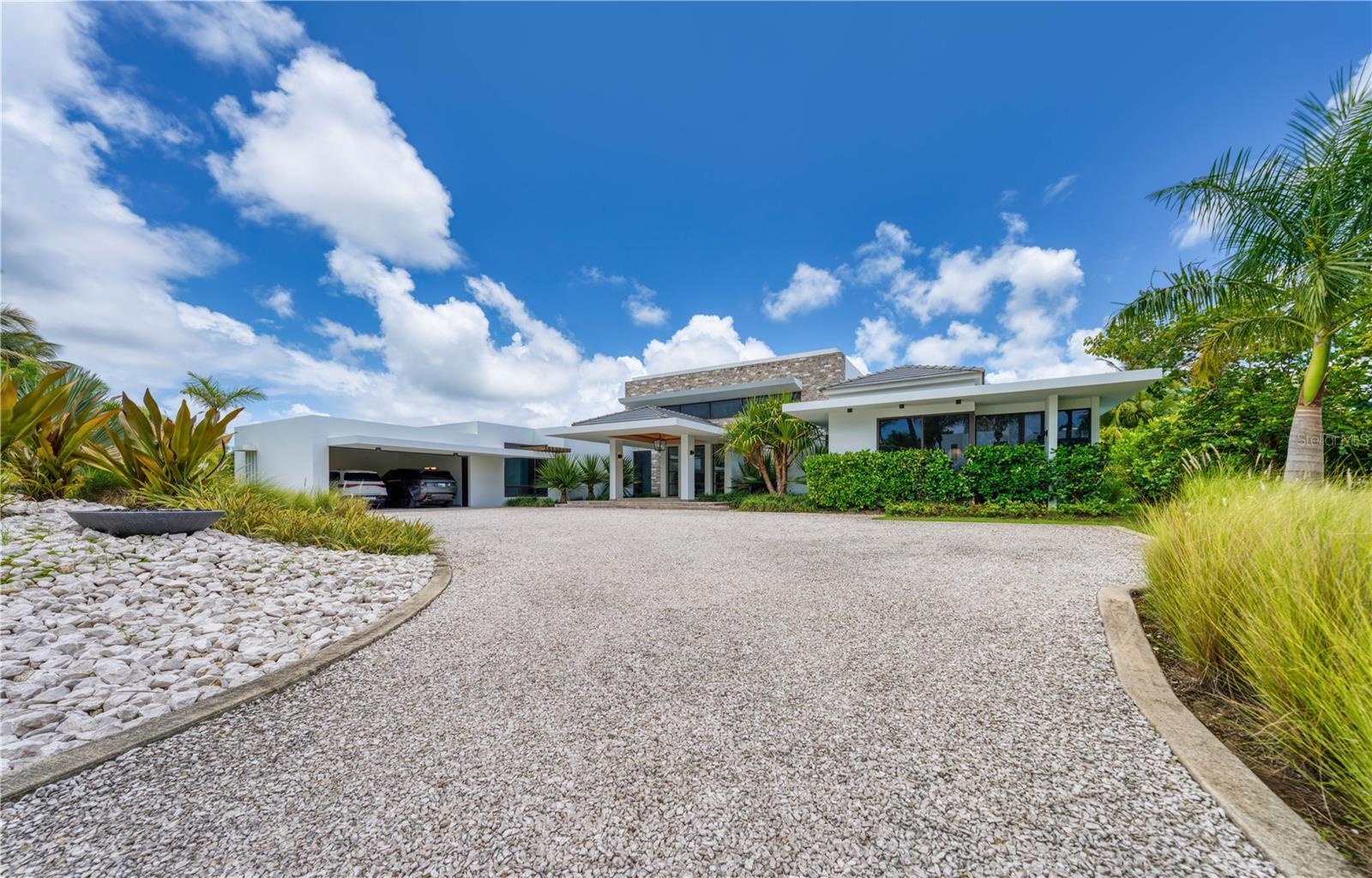 BAHIA BEACH RESORT - Residential