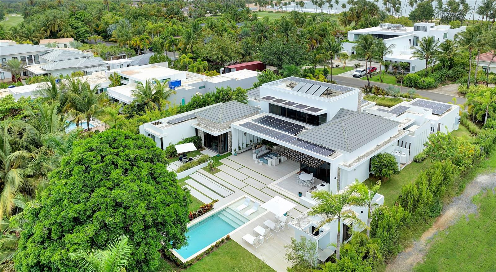 BAHIA BEACH RESORT - Residential