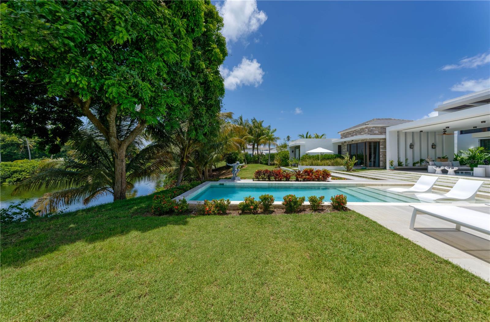 BAHIA BEACH RESORT - Residential