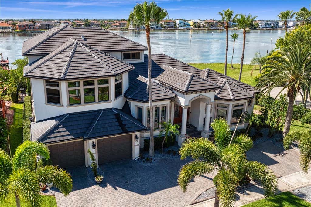 Photo of 1317 Jumana Loop, Apollo Beach, FL 33572 (MLS # TB8516250)
