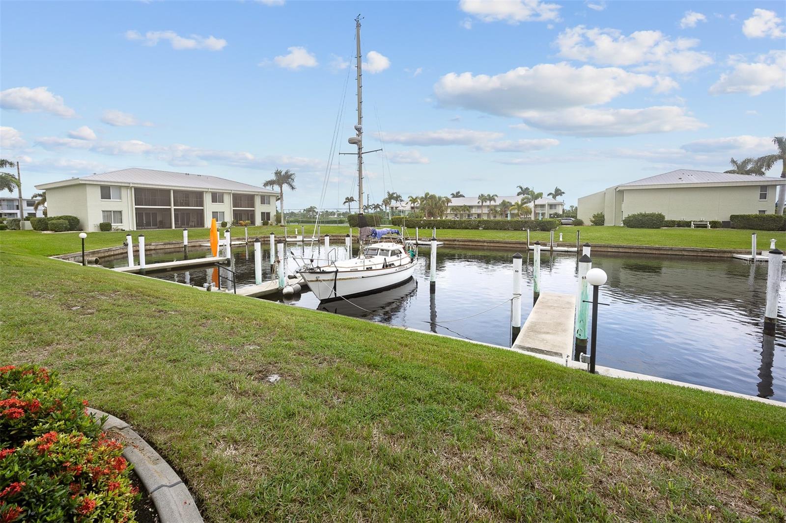 WINDJAMMER POINT PH 05 BLDG 01 - Residential