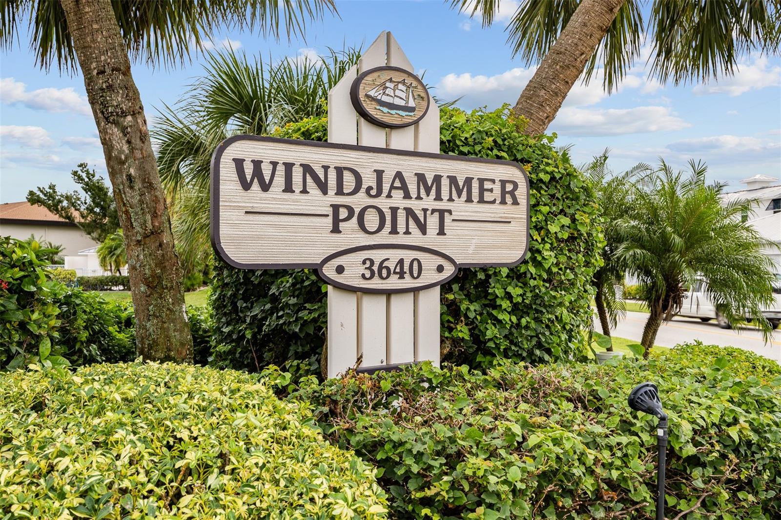 WINDJAMMER POINT PH 05 BLDG 01 - Residential