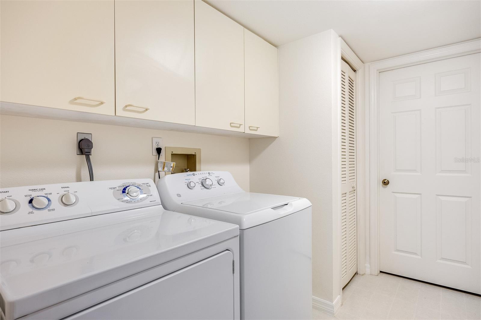 WINDJAMMER POINT PH 05 BLDG 01 - Residential