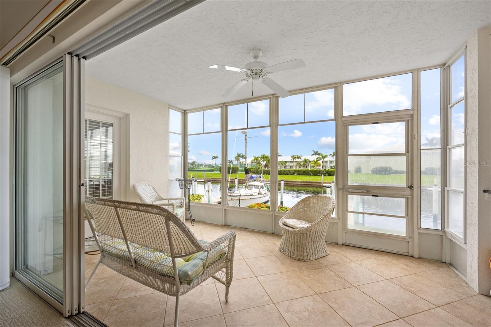 WINDJAMMER POINT PH 05 BLDG 01 - Residential